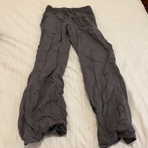 Lululemon grey lined pants size 4